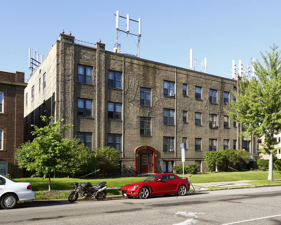 Cretin Court in St. Paul, MN - Foto de edificio