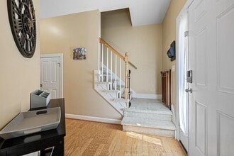 323 Fox Hill Rd in Hampton, VA - Building Photo - Building Photo