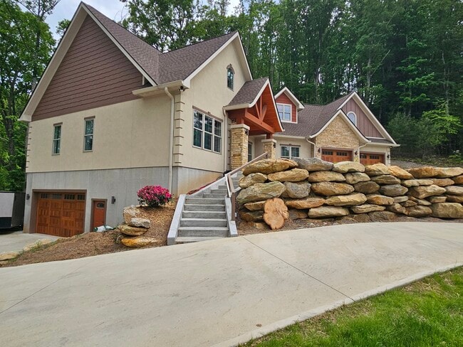 281 Judson Ridge Rd in Arden, NC - Building Photo - Building Photo