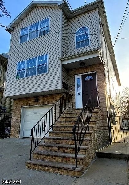 property at 12 Halleck St
