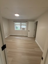 232 S Wyomissing Ave, Unit 3 in Shillington, PA - Foto de edificio - Building Photo