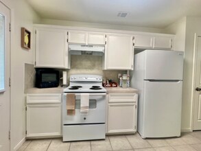 1208 Nicholas Cir in Killeen, TX - Building Photo - Building Photo