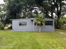 6701 Ryance Rd in Jacksonville, FL - Building Photo
