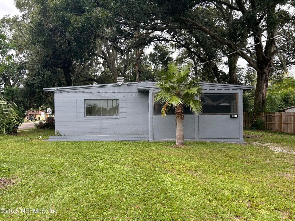 6701 Ryance Rd in Jacksonville, FL - Building Photo