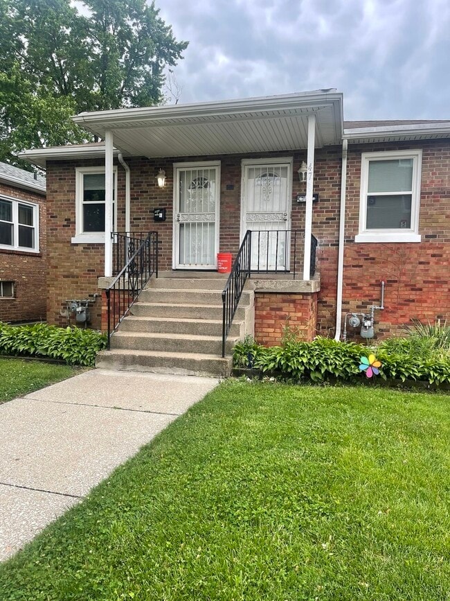 property at 47 157th St