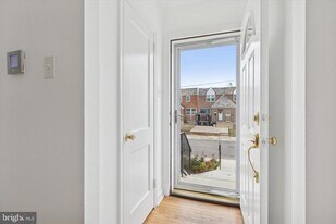 8604 Bayard St in Philadelphia, PA - Building Photo