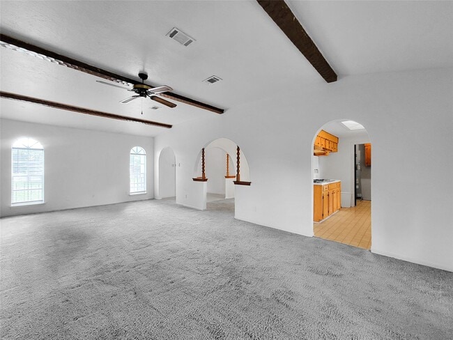 2295 Chester St in Dayton, TX - Building Photo - Building Photo