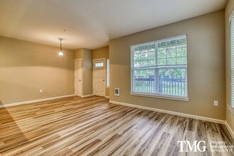 22814 SW Forest Creek Dr in Sherwood, OR - Building Photo - Building Photo