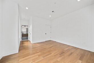 47 Hancock Ave in Jersey City, NJ - Building Photo - Building Photo