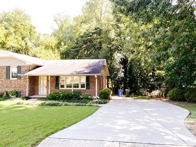 333 Northfield Dr in Raleigh, NC - Building Photo - Building Photo