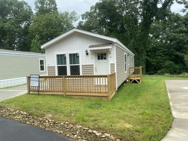 214 Dreamers Ln in Asheville, NC - Building Photo - Building Photo