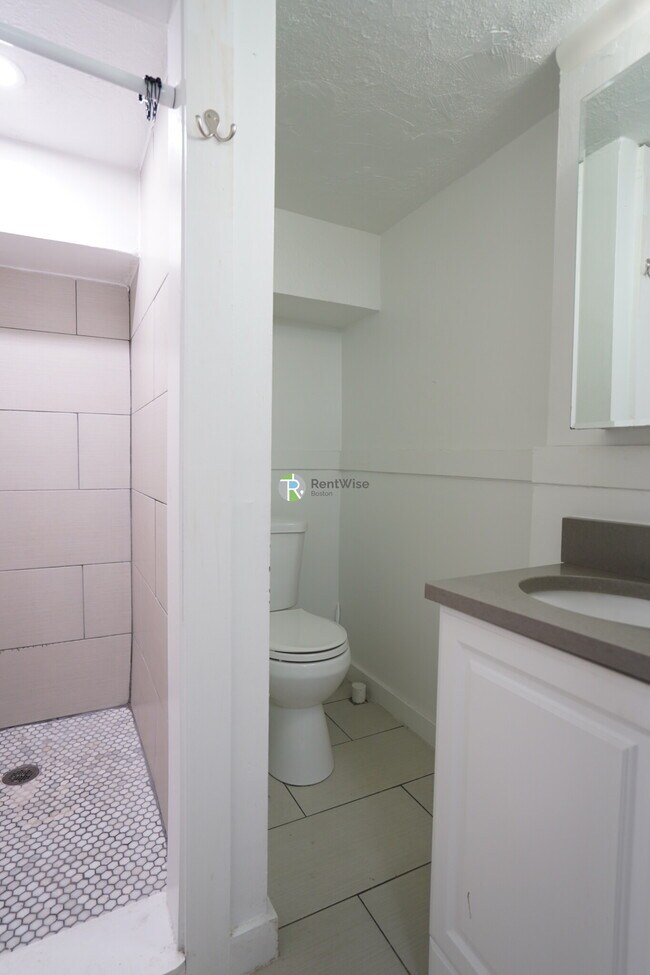 86 Charles St in Boston, MA - Building Photo - Building Photo