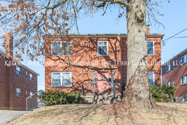3016 Parkview Ave, Unit 1 in Cincinnati, OH - Building Photo - Building Photo