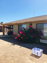 Estrella Duplex in Eloy, AZ - Building Photo - Other