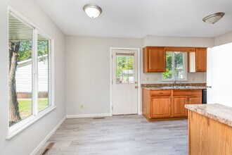 3419 Henry St in Midland, MI - Building Photo - Building Photo