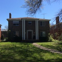 Reading Road in Cincinnati, OH - Building Photo