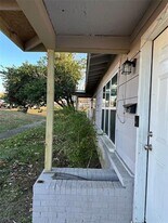 60 Pershing Dr in Denison, TX - Building Photo