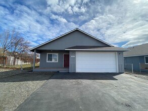 2606 N Ellington St in Ellensburg, WA - Building Photo - Building Photo