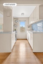 435 E 77th St in New York, NY - Building Photo - Building Photo