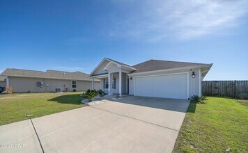 4016 Brighton Blvd. in Callaway, FL - Building Photo - Building Photo