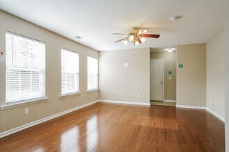 3344 Marshlane Way in Raleigh, NC - Building Photo - Building Photo