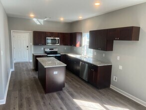 47 Wolfsbridge Lp in Little Rock, AR - Building Photo - Building Photo