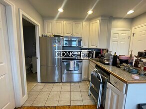 1 Centre St in Boston, MA - Building Photo - Building Photo