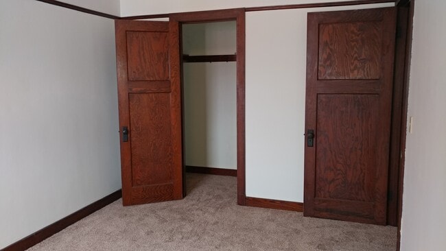 543 Cass St, Unit 543 in La crosse, WI - Foto de edificio - Building Photo