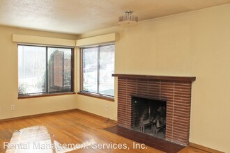 2575 NW Lovejoy St in Portland, OR - Foto de edificio - Building Photo