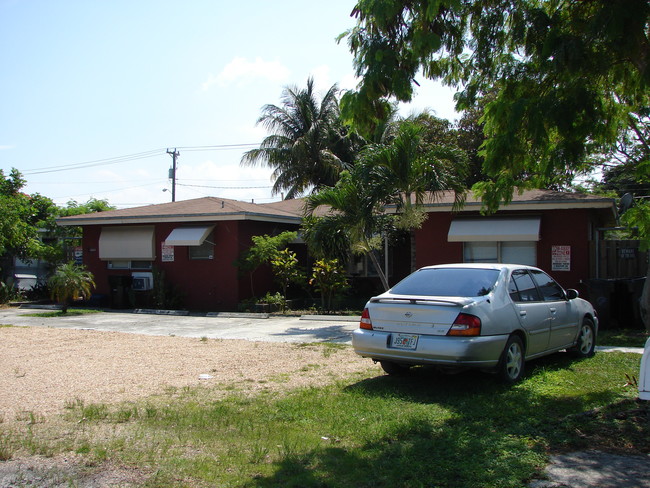 2221 SE 4th Ave in Fort Lauderdale, FL - Building Photo - Building Photo