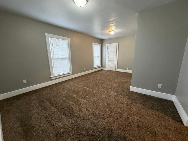 1211 W Packard Ave-Unit -Apt B in Fort Wayne, IN - Building Photo - Building Photo