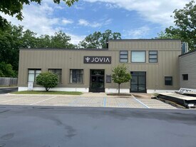 226 E Sixteenth St, Unit D2 in Traverse City, MI - Building Photo