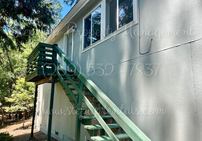 23495 Kreitzer Way in Twain Harte, CA - Building Photo - Building Photo