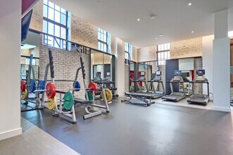 1255 Rue Saint-Jacques in Montréal, QC - Building Photo - Building Photo
