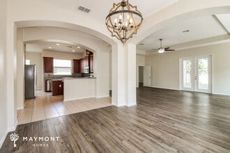 12805 Ione Way in Spring Hill, FL - Building Photo - Building Photo