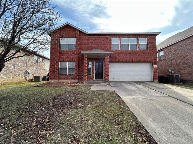 4224 Birch Creek Rd in Fort Worth, TX - Foto de edificio