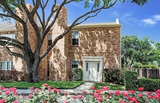 600 Wilcrest Dr, Unit 36 in Houston, TX - Building Photo