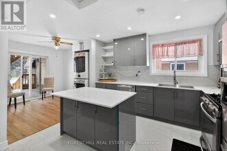 81 Taysham Crescent in Toronto, ON - Building Photo - Building Photo