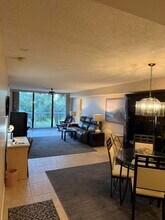 2761 Village Blvd in West Palm Beach, FL - Building Photo - Building Photo