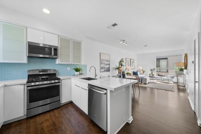 property at 2189 Catalina Blvd