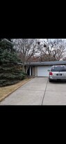 7302 Boellner Dr in Hazelwood, MO - Building Photo