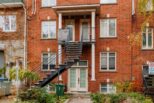 64 Lafleur Rue in Verdun, QC - Building Photo - Building Photo