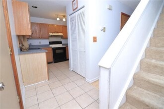 482 Lake Ave in Bristol, CT - Building Photo - Building Photo