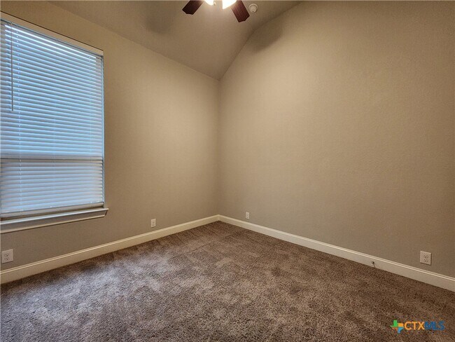 1113 Carriage Loop