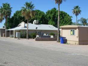 Fifth Avenue MHP in Apache Junction, AZ - Building Photo - Building Photo