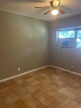 702 N L St in Lake Worth Beach, FL - Building Photo - Building Photo