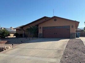2323 Daytona Loop in Lake Havasu City, AZ - Building Photo