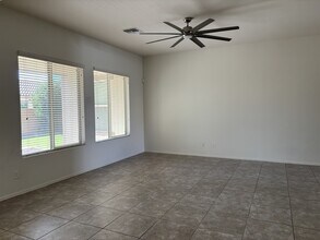 8037 W Spur Dr in Peoria, AZ - Building Photo - Building Photo