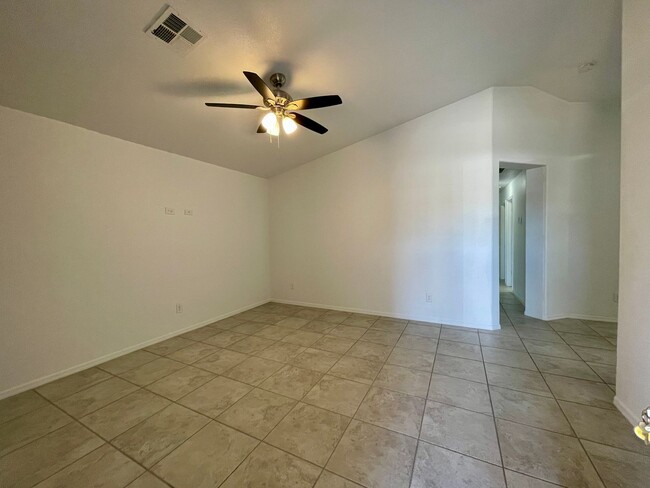 8565 E 41st Pl in Yuma, AZ - Building Photo - Building Photo