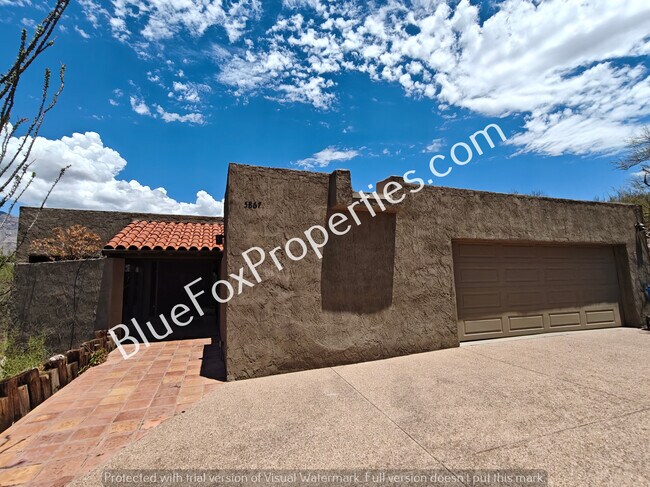 5867 E Paseo Cimarron